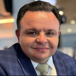 Alex Corrales