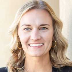 Lindsay Hicks