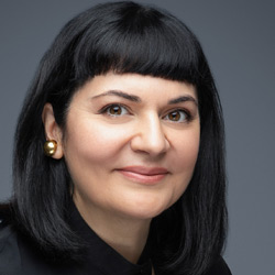 Esra Fanoscu