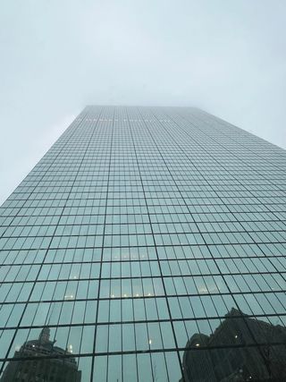 Top Brokers Leave Newmark After Suing Firm, Boss