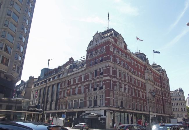 Ashley's Frasers Sets £20B Real Estate Acquisition Target