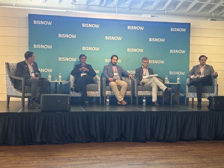 Bennett Thompson Bennett Thompson  VP, Real Estate  Atrium Health  Keishia Niblack Keishia Niblack  Director of Corporate Leasing/Real Estate Management  Piedmont Healthcare  Kyle Orr Kyle Orr  Project Director  McCarthy Building Companies  Douglas Spies Douglas Spies  VP  CPL Architects and Engineers