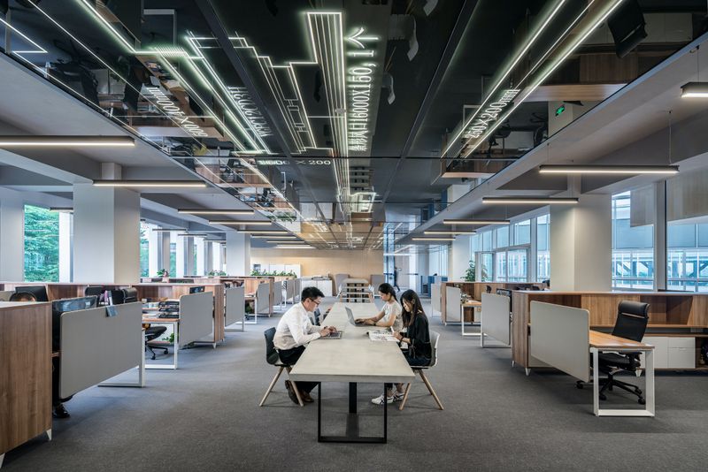 Chicago Deep Dish: Office Of The Future