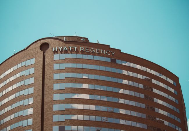 Big Hotel Chains Bask In Business Travel As Industry Emerges From Slump