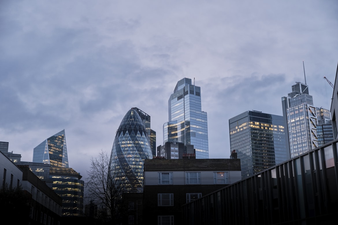 33 Realty commercial real estate office buildings