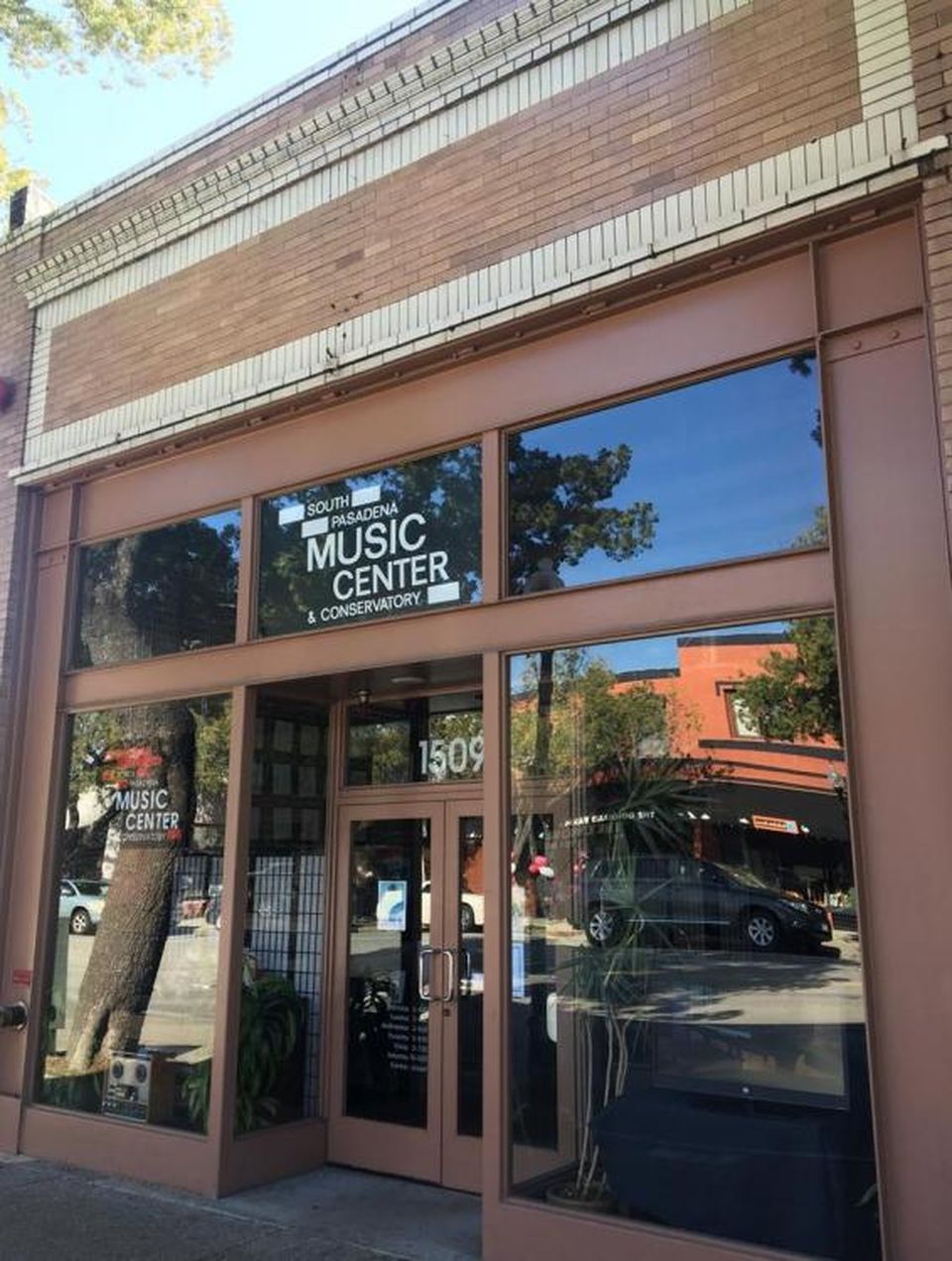 Avison Young sells historic building in South Pasadena, CA