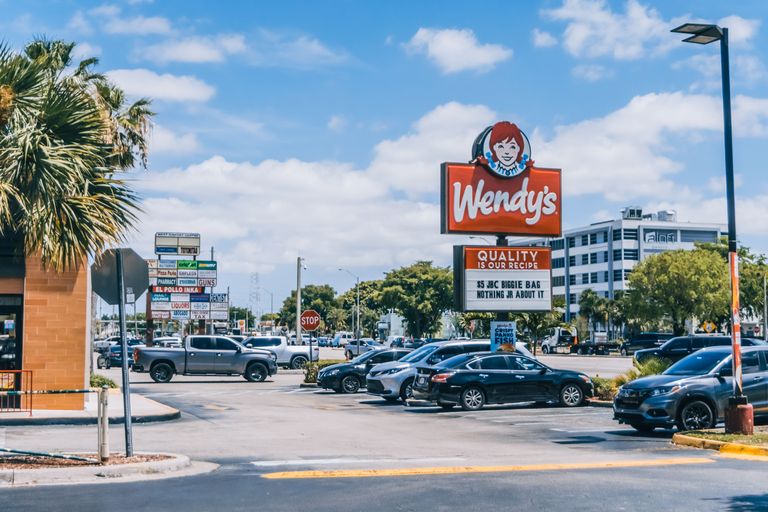 Wendy's sign