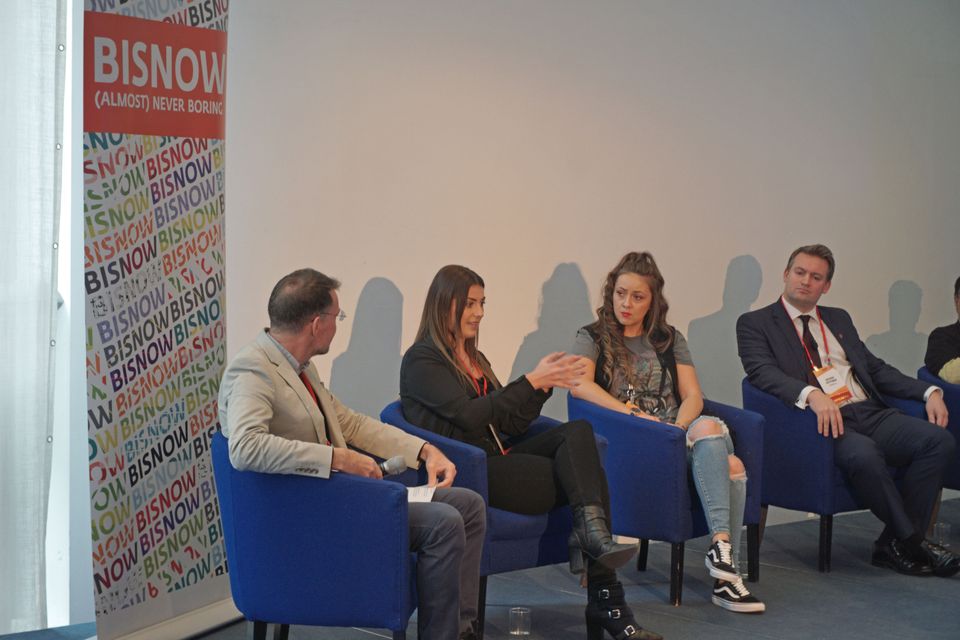 Moderator Mark Ovenden, Peak Office Manager Sophie Chant, OBi Work Place Consultancy's Nicola Woods, and Workman Partner Anthony BoothmanManchester office event 8 november 2018