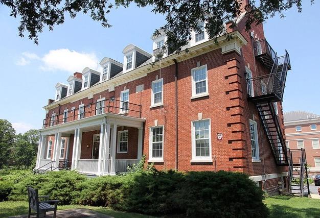 Developers Buy Parks At Walter Reed Building For Hardware Store, Café