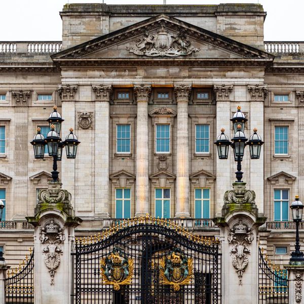 Episode 28: Inside The Real Estate Holdings Of The British Royal Family