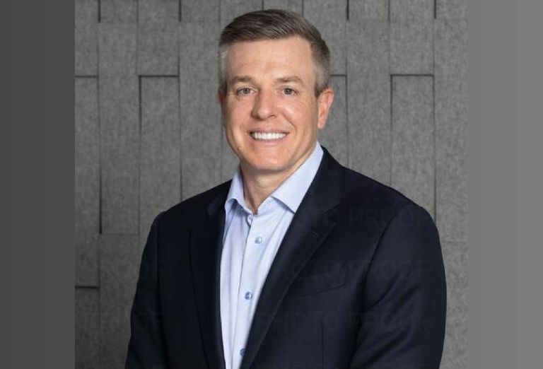 Kevin MacKenzie JLL president Americas Capital Markets