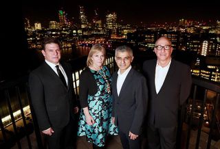 Mayor of London Sadiq Khan and Hannah Rothschild, Chair of the Illuminated River Foundation, with Leo Villareal (left) and Alex Lifschutz (right) 