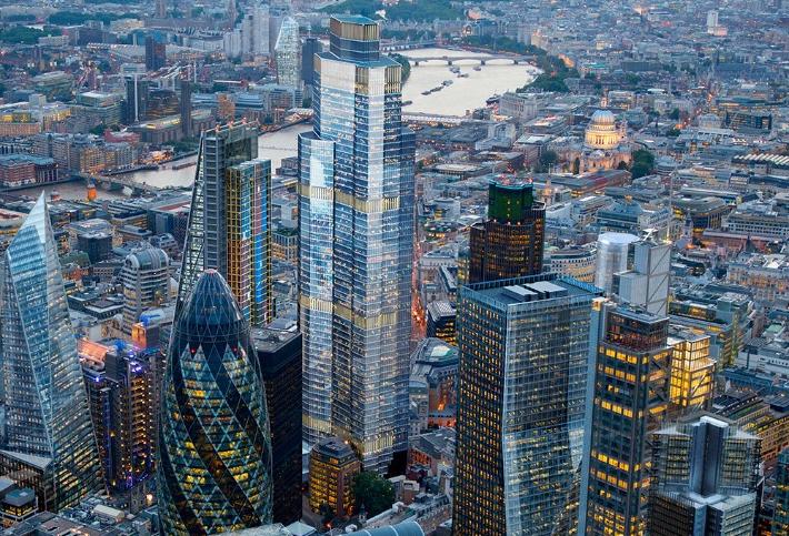 Owners On This 270-Yard Stretch Of London Road Look For £1.4B Of Debt