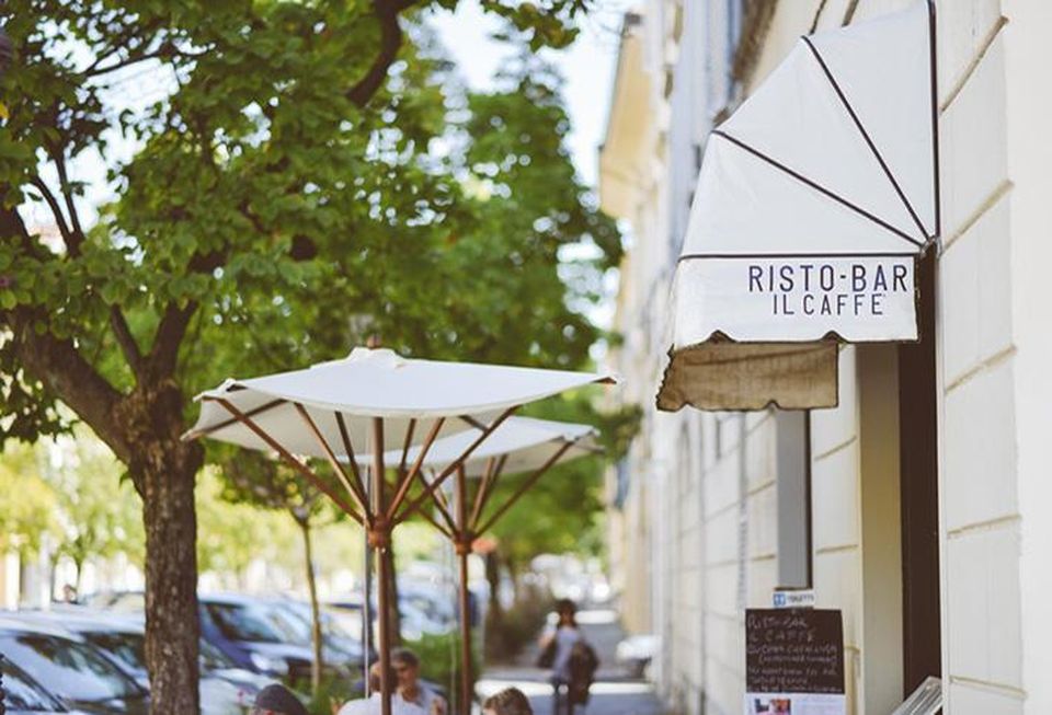 Outdoor cafe