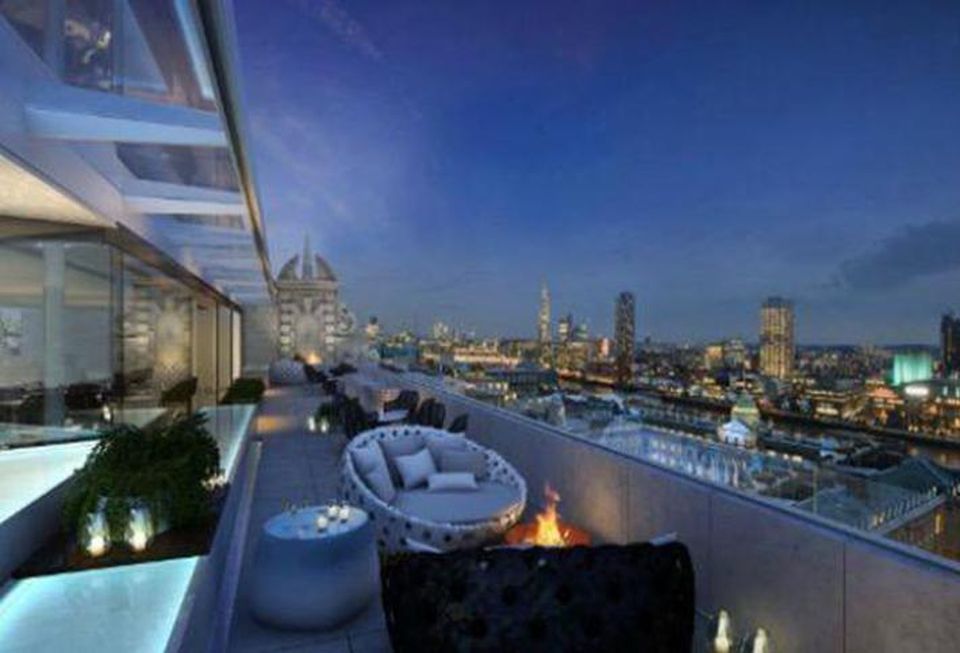 Radio Rooftop Bar