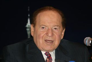 Sheldon Adelson Weighing Possible Pro-Trump Super PAC
