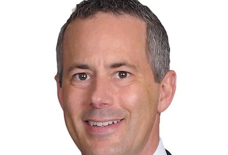 Holliday Fenoglio Fowler has named Greg Goldstein a senior director. Goldstein will be based in Los Angeles and work with the company’s national loan sales group. Goldstein has 15 years of experience. Most recently, he was a senior vice president at Eastdil Secured. has named Greg Goldstein a senior director. Goldstein will be based in Los Angeles and work with the company’s national loan sales group. Goldstein has 15 years of experience. Most recently, he was a senior vice president at Eastdil Secured.