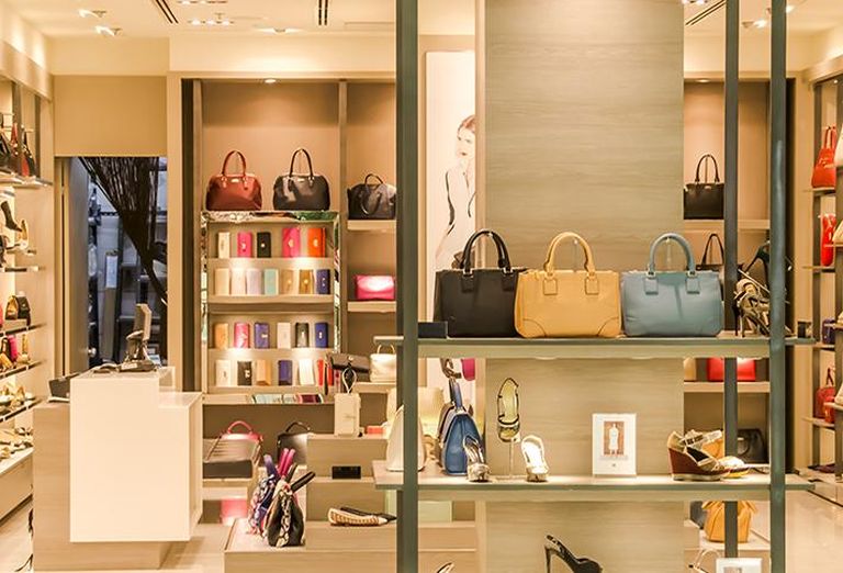 Handbags 