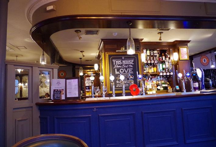 London Pub 