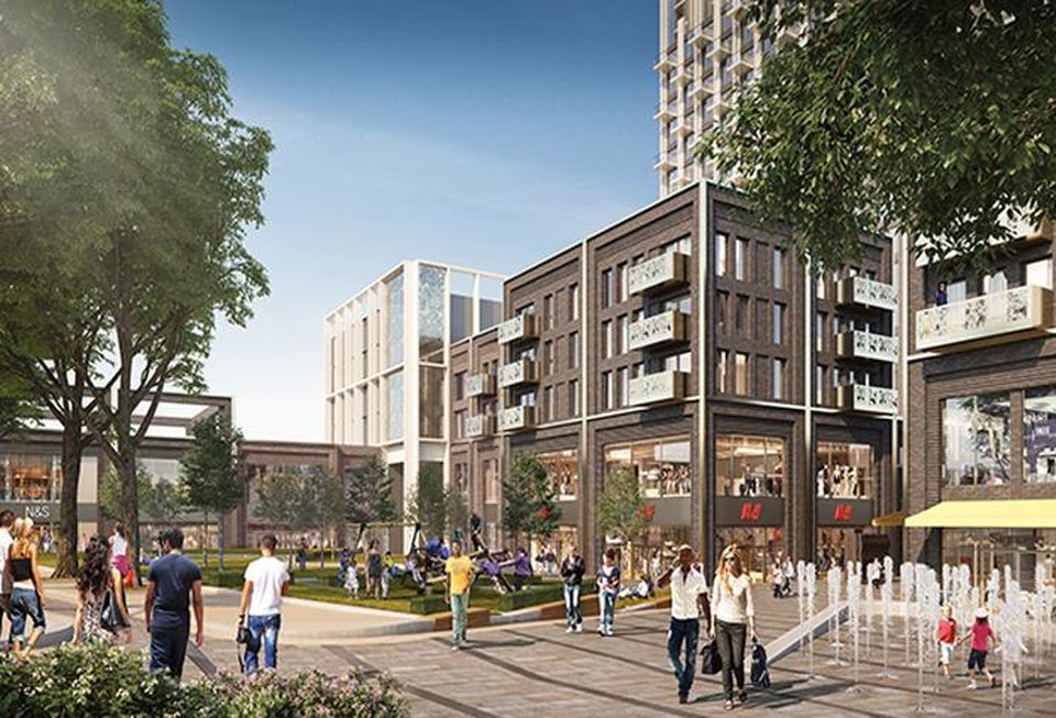 Walthamstowe revitalized town square and redeveloped mall