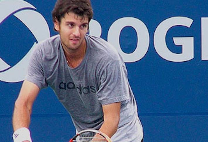 Global Finance Tennis Players Square Off in First 'Finance Cup'