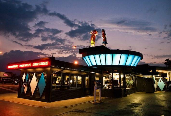 Medical Marijuana Dispensary Near Superdawg Delayed At Alderman's Request