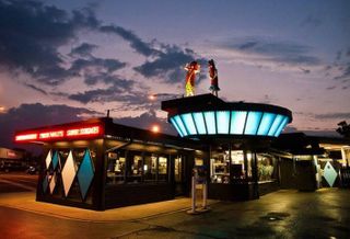 Medical Marijuana Dispensary Near Superdawg Delayed At Alderman's Request
