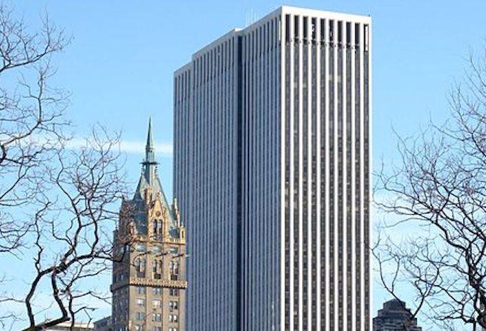 Boston Properties Refinances GM Building For $2.3B
