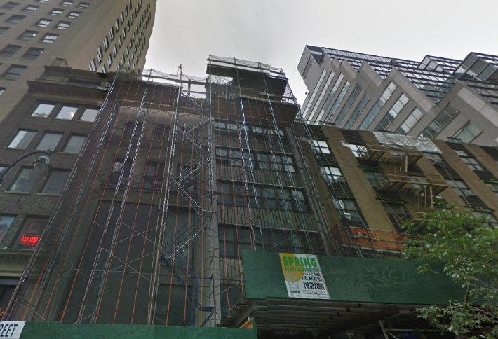 Hidrock Realty Inc. is building a new hotel at 12-14 East 48th Street. 