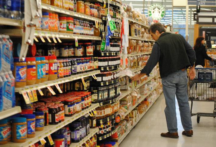 Albertsons Expects to Raise $1.84B in IPO 