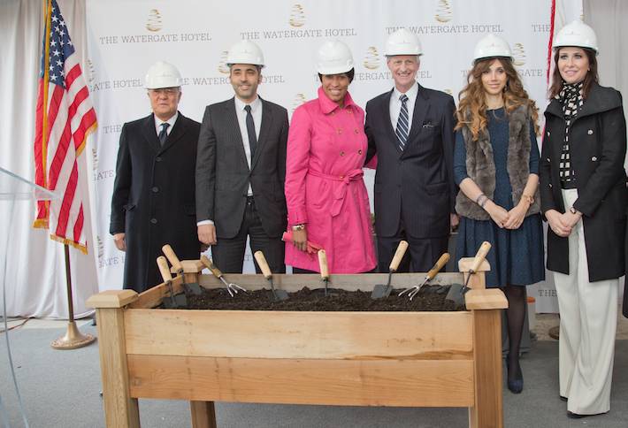 Watergate Hotel Hosts Topping Off Ceremony, Introduces ‘Mad Men’ Uniforms