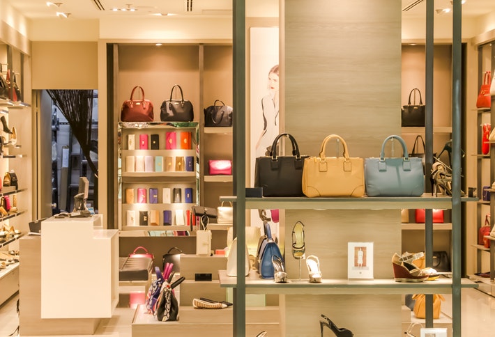 For A Convenient Shopping Experience, Physical And Digital Retail Band Together
