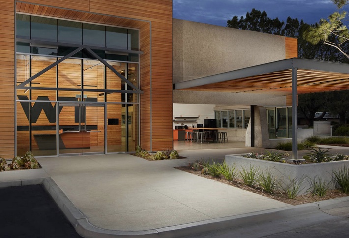 Curzan converted this two-building industrial at 3911 & 3931 Sorrento Valley Blvd to creative space and is now occupied by a pharmaceutical company and building contractor.