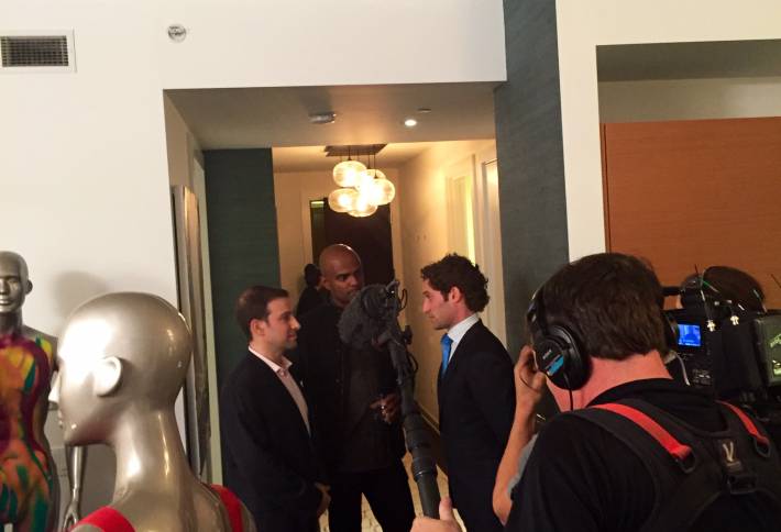 Spotted: Million Dollar Listing on Set