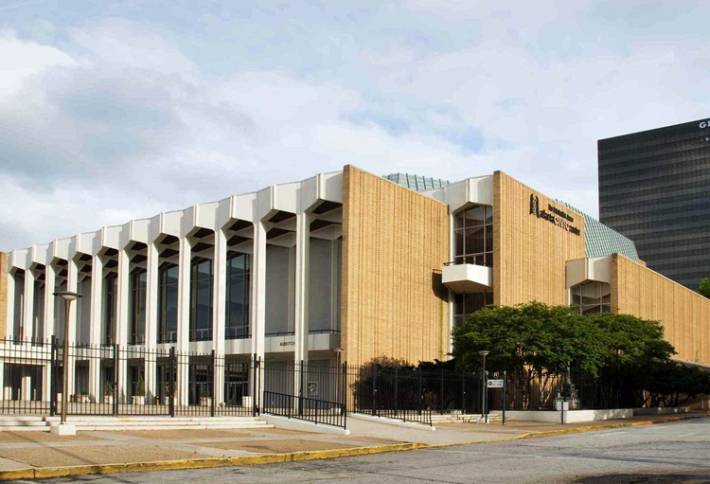 Weingarten, JLL/UnReel Studios Among Civic Center Finalists