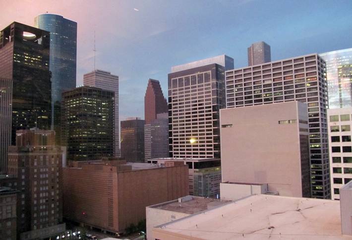 Direct And Sublease Asking Rents Haven’t Been This Far Apart Since 1999