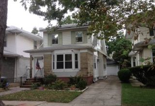 Neighborhood Spotlight: Midwood