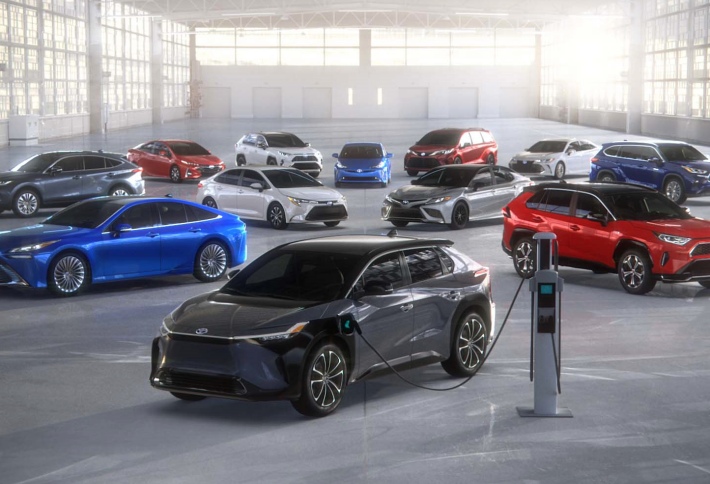 Toyota-Electrified-Lineup-2021