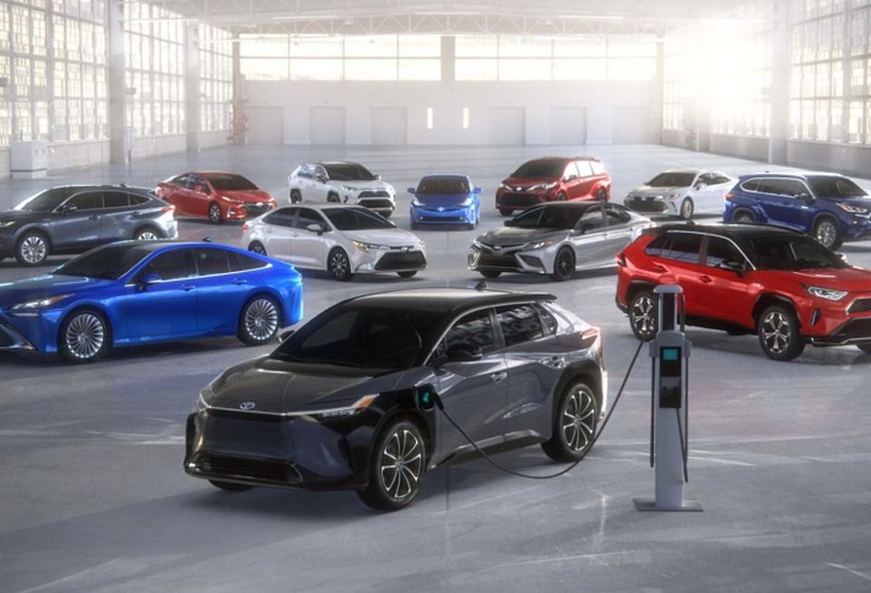 Toyota-Electrified-Lineup-2021