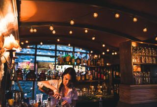 5 Networking Bars in 2015’s Hottest New 'Hoods