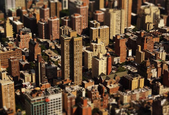 Survey: Top Execs Bullish On Real Estate, Unsure About Broader Economy