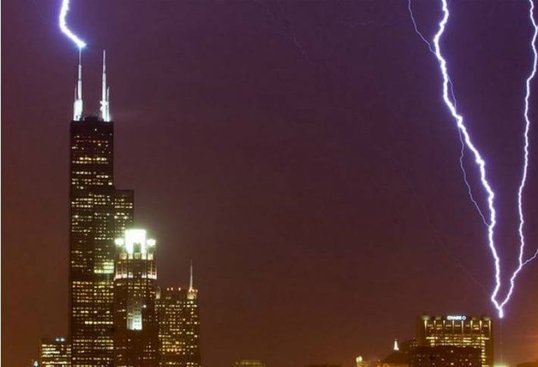 Lightning striking Willis Tower, Chicago