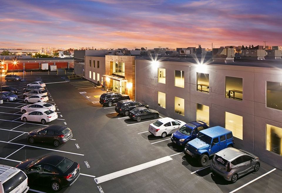 The 83.5k SF industrial building at 2272 Kurtz Street, sold for $16.8M.