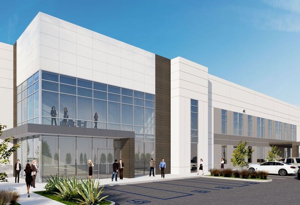 This a two-story, 169,100 SF industrial/R&D facility that will be located on a 13.2-acre site at the Carlsbad Oaks North corporate business park.