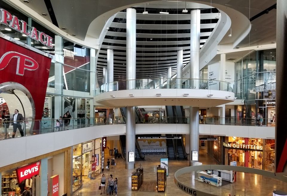 Fashion Show Mall in Las Vegas, where Amazon has opened one of its latest generation of pop-up stores.