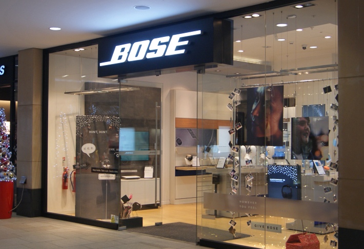 Bose,_Trinity_Leeds_(1st_December_2017)