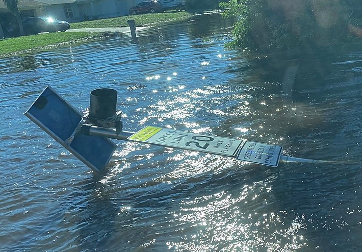 Hurricane_Ian_Aftermath_in_North_Port,_Florida_02
