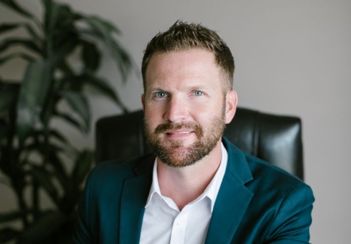 Josh Crisp headshot