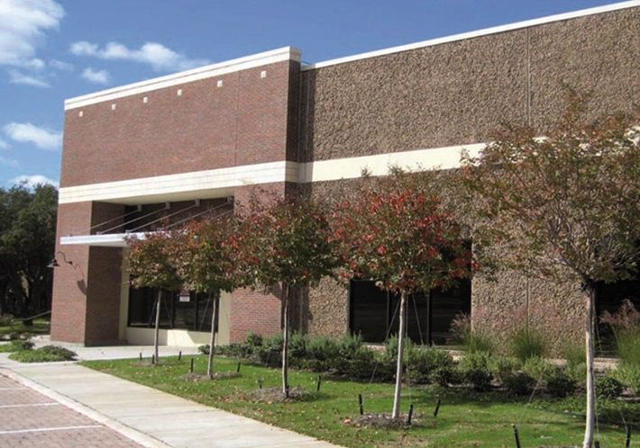 1100 Venture Court, Carrollton