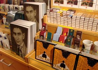 Amazon Plans Second Physical Bookstore In MA